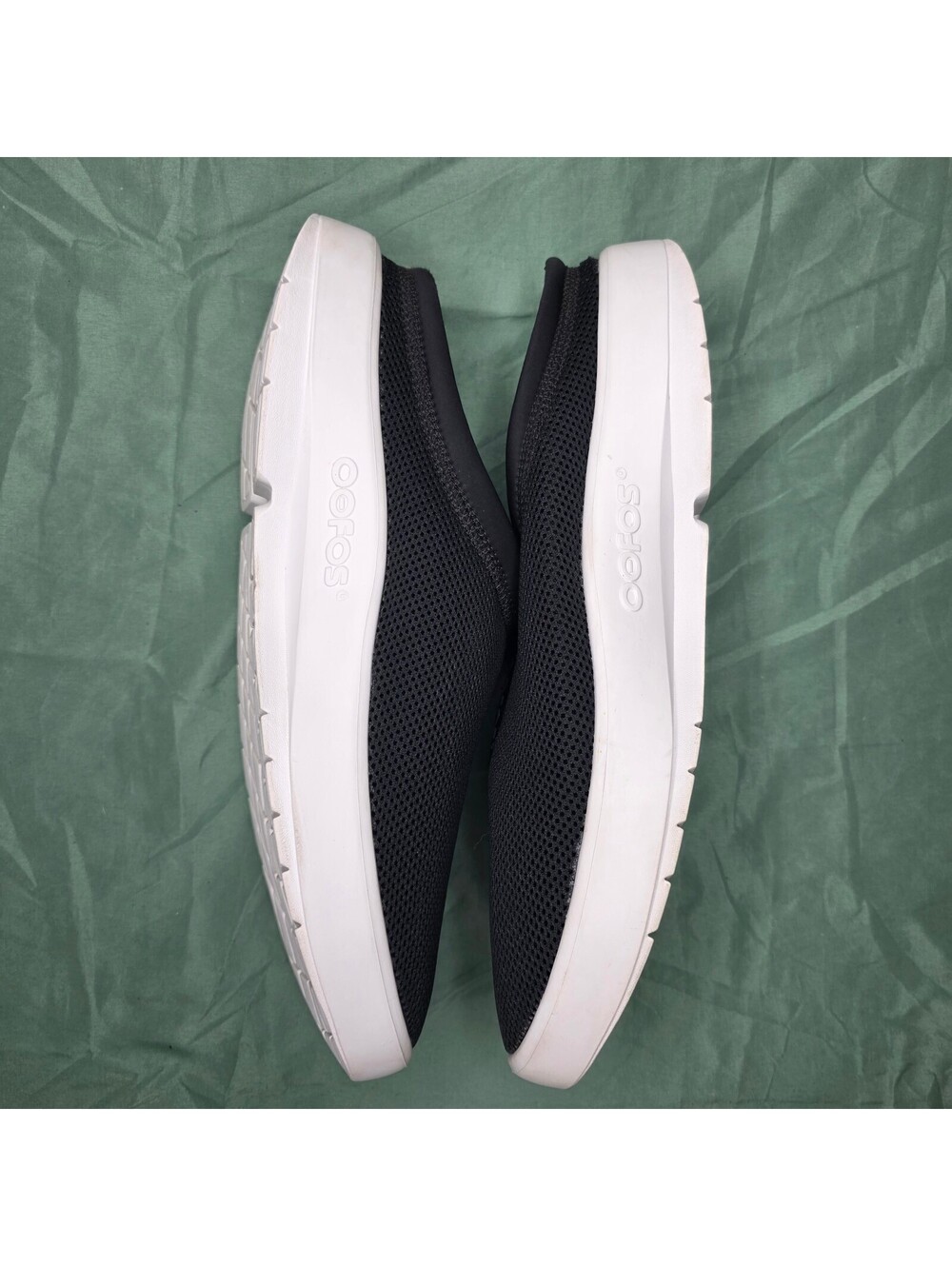 OOFOS OOcoozie Sport Men's Size 14 Black White Mesh Slipper Recovery Mules - Picture 7 of 9